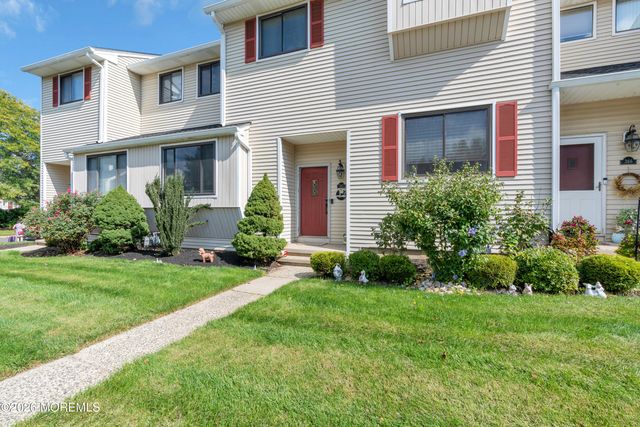 367 Middlewood Road, Middletown, NJ 07748