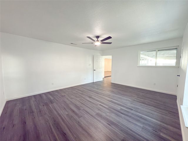 418 Clover Lane, Garland, TX 75043