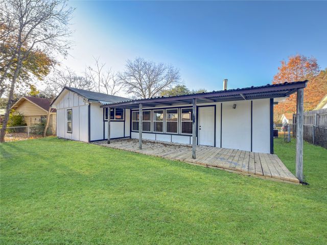 418 Clover Lane, Garland, TX 75043