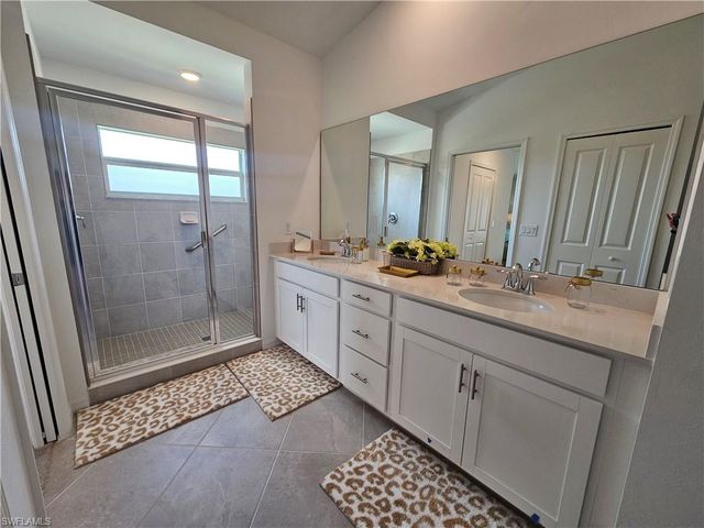 5427 Double Eagle CIR 2826, Ave Maria, FL 34142