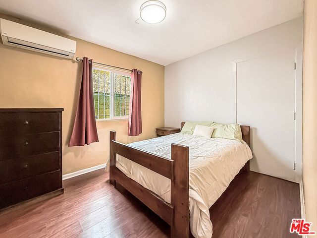 1765 E 113th Street, Los Angeles, CA 90059