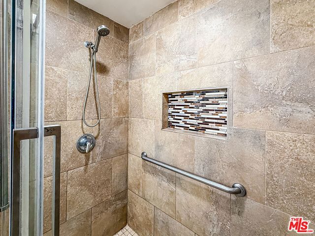 1765 E 113th Street, Los Angeles, CA 90059