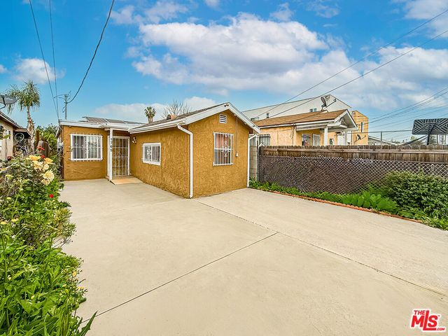 1765 E 113th Street, Los Angeles, CA 90059