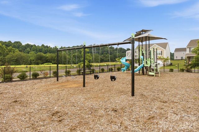 3662 Charles Street NW, Conover, NC 28613