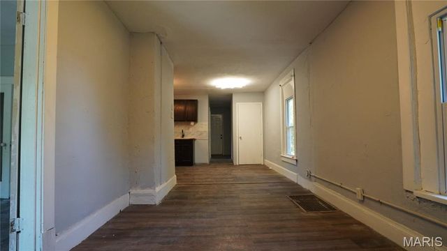 5457 Helen Avenue, St Louis, MO 63136