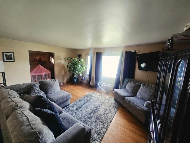8606 Calumet Avenue, Munster, IN 46321