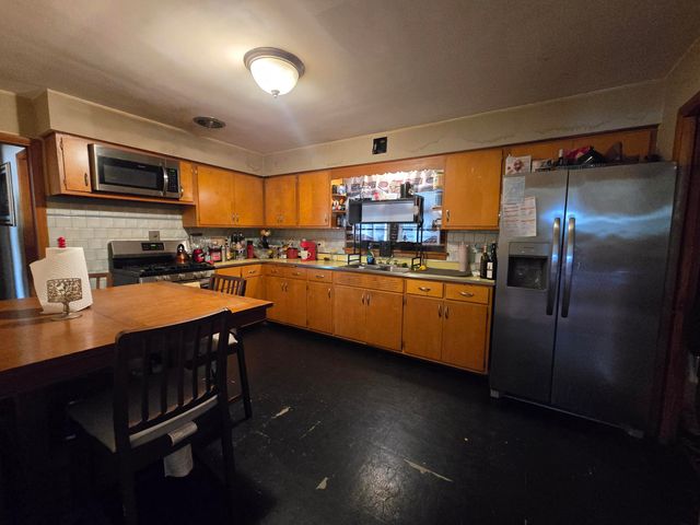 8606 Calumet Avenue, Munster, IN 46321