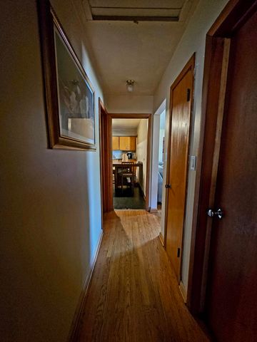 8606 Calumet Avenue, Munster, IN 46321