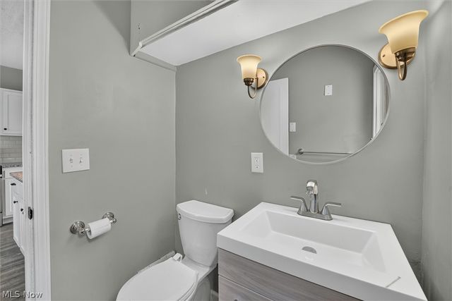 2017 Goodnor Road, Cleveland Heights, OH 44118
