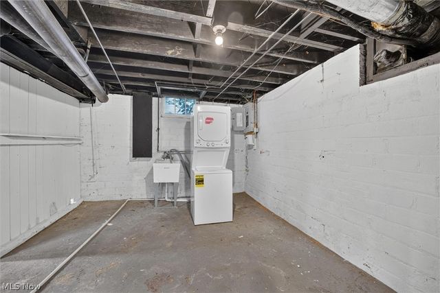 2017 Goodnor Road, Cleveland Heights, OH 44118
