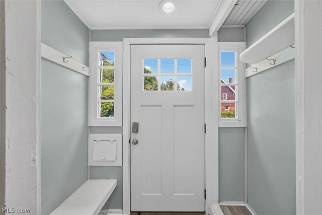 2017 Goodnor Road, Cleveland Heights, OH 44118