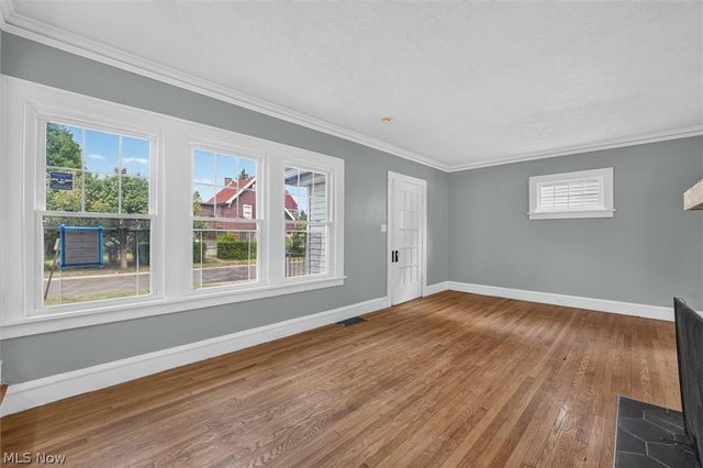 2017 Goodnor Road, Cleveland Heights, OH 44118