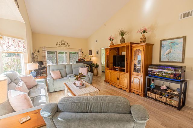 1638 SE Green Acres Circle G101, Port St Lucie, FL 34952