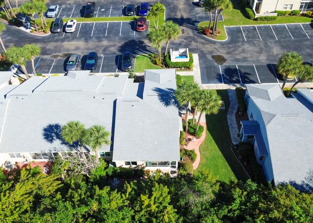 1638 SE Green Acres Circle G101, Port St Lucie, FL 34952