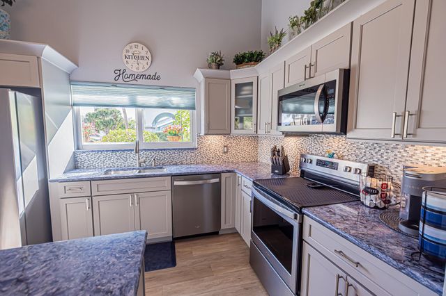 1638 SE Green Acres Circle G101, Port St Lucie, FL 34952