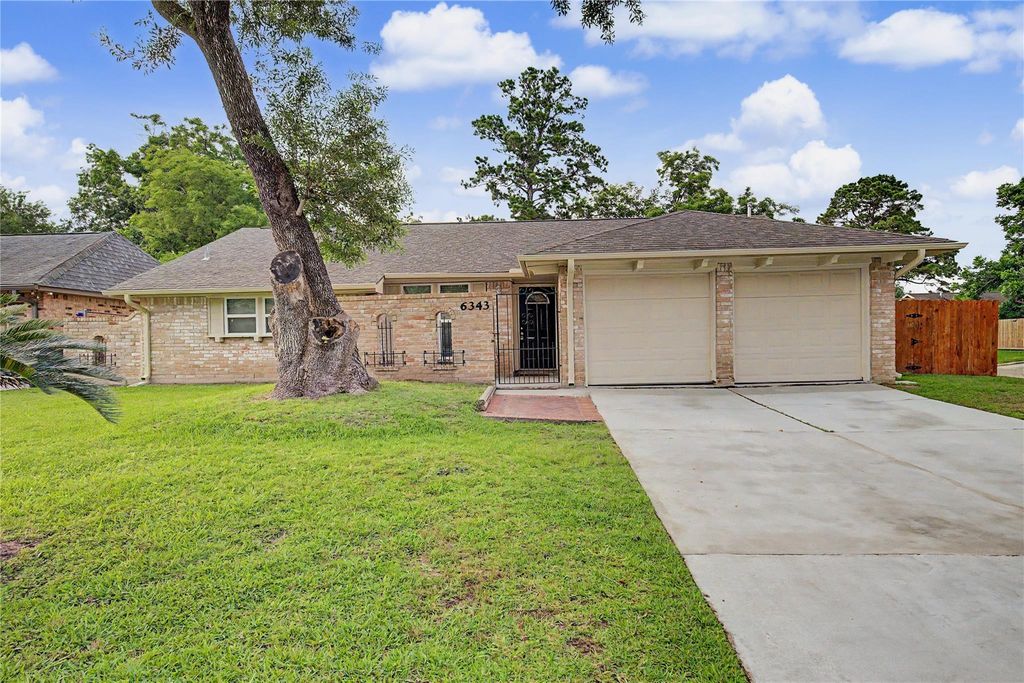 6343 Maple Hill Drive, Houston, TX 77088