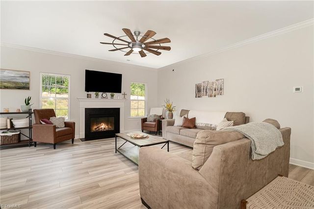 2431 Redwood Hill Run, Kernersville, NC 27284