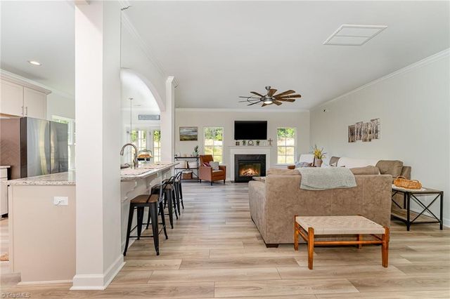 2431 Redwood Hill Run, Kernersville, NC 27284