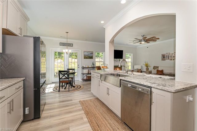 2431 Redwood Hill Run, Kernersville, NC 27284