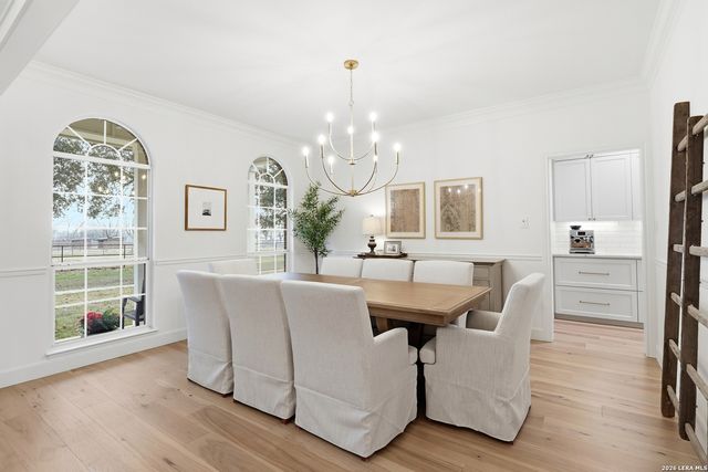 7380 Rolling Acres Trail, Fair Oaks Ranch, TX 78015