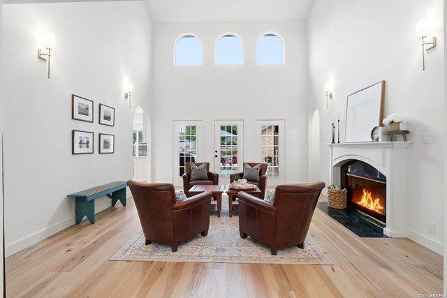 7380 Rolling Acres Trail, Fair Oaks Ranch, TX 78015