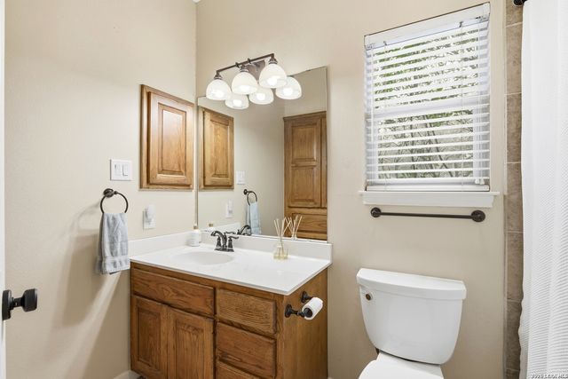 7380 Rolling Acres Trail, Fair Oaks Ranch, TX 78015