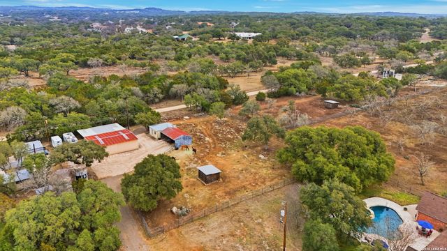 7380 Rolling Acres Trail, Fair Oaks Ranch, TX 78015