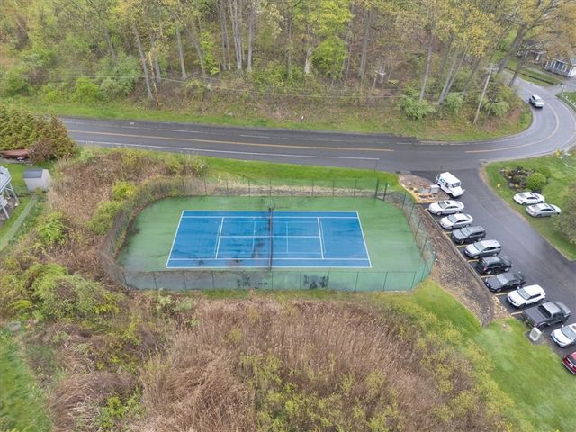 416 Bay Village Drive, Irondequoit, NY 14609