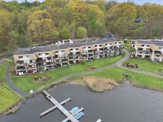 416 Bay Village Drive, Irondequoit, NY 14609