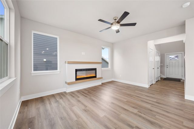 1440 S 91st Street, West Des Moines, IA 50266