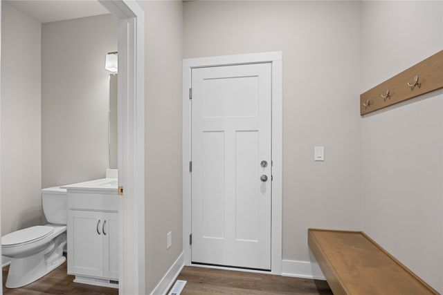 1440 S 91st Street, West Des Moines, IA 50266