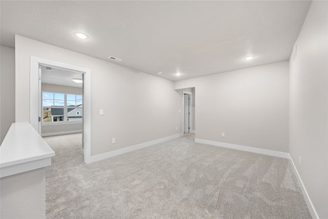 1440 S 91st Street, West Des Moines, IA 50266