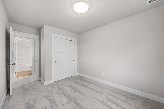 1440 S 91st Street, West Des Moines, IA 50266