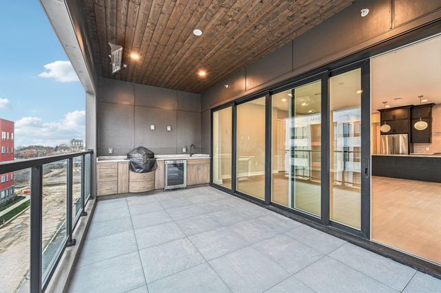 270 Dickenson Street, 202, Columbus, OH 43215