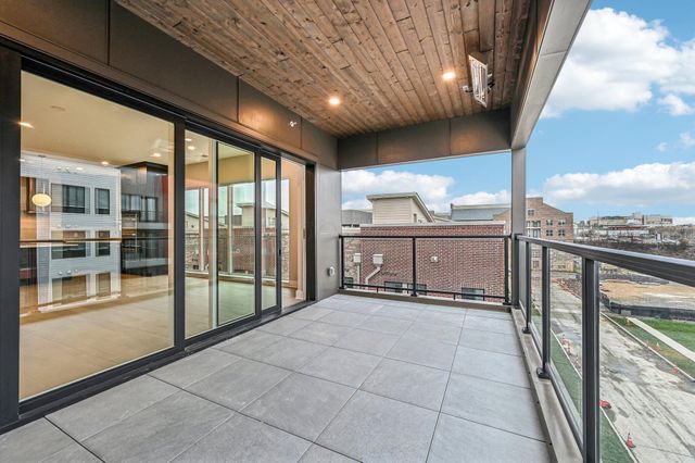 270 Dickenson Street, 202, Columbus, OH 43215