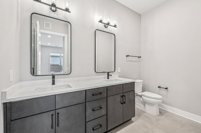 270 Dickenson Street, 202, Columbus, OH 43215