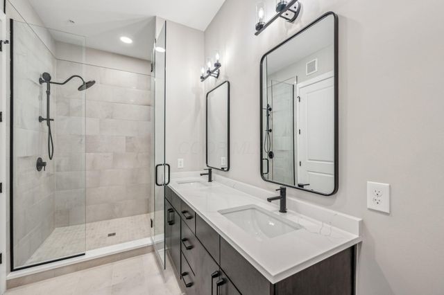 270 Dickenson Street, 202, Columbus, OH 43215