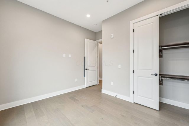 270 Dickenson Street, 202, Columbus, OH 43215