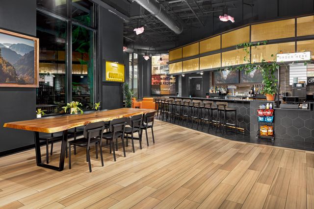 270 Dickenson Street, 202, Columbus, OH 43215