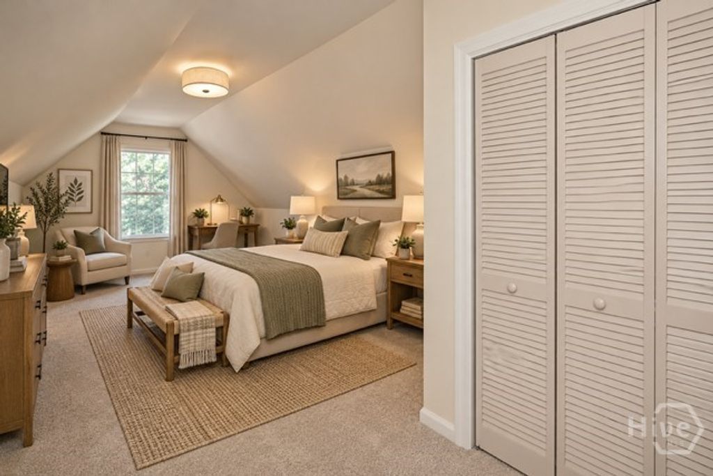 Image 12 of property listing at 105 Mapmaker Lane, Savannah, GA 31410
