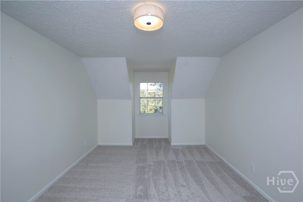 Image 17 of property listing at 105 Mapmaker Lane, Savannah, GA 31410