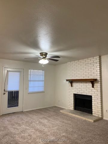 1305 West Villa Maria Road C201, Bryan, TX 77801