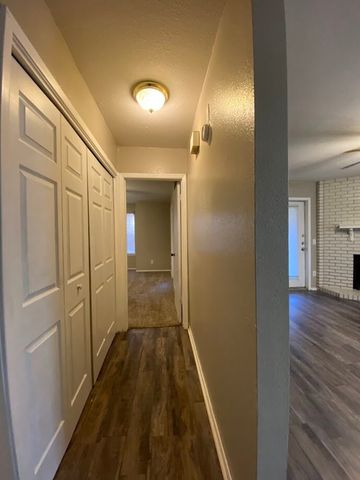 1305 West Villa Maria Road C201, Bryan, TX 77801