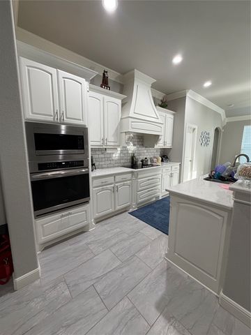 636 Xavier Court, Waxahachie, TX 75165