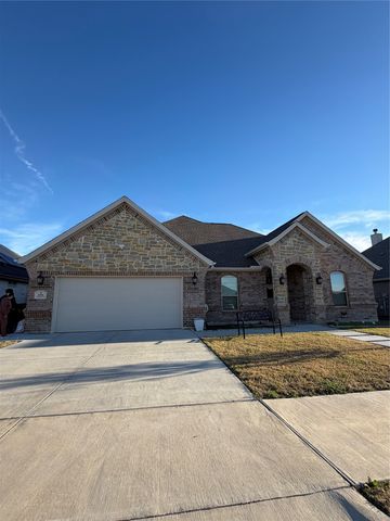636 Xavier Court, Waxahachie, TX 75165