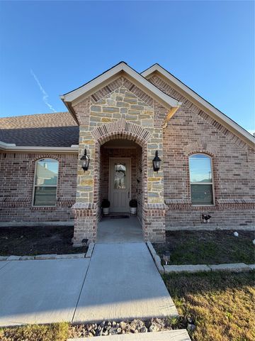 636 Xavier Court, Waxahachie, TX 75165