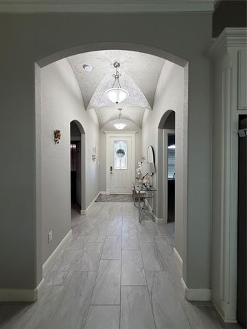 636 Xavier Court, Waxahachie, TX 75165