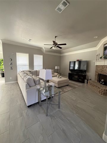 636 Xavier Court, Waxahachie, TX 75165