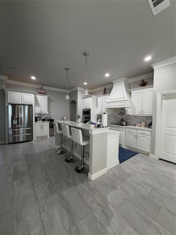 636 Xavier Court, Waxahachie, TX 75165