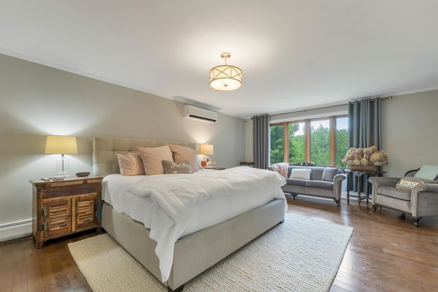 8 West Gate Drive, Bow, NH 03304